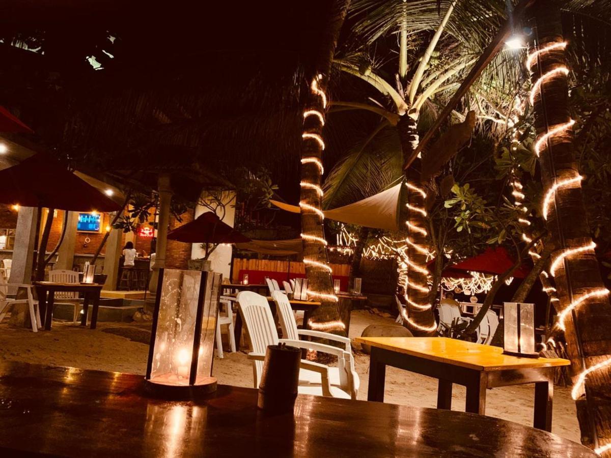 Central Beach Inn ميريسا المظهر الخارجي الصورة