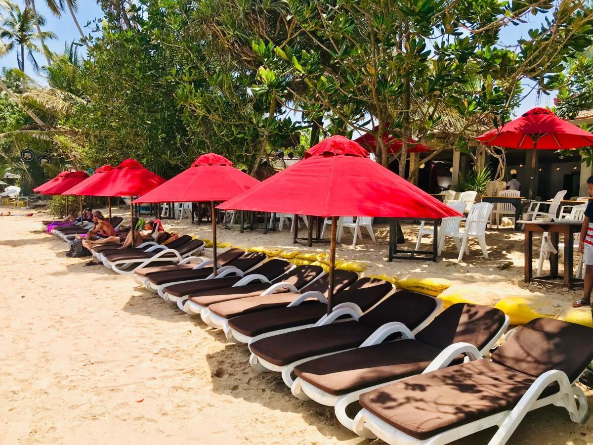 Central Beach Inn ميريسا المظهر الخارجي الصورة